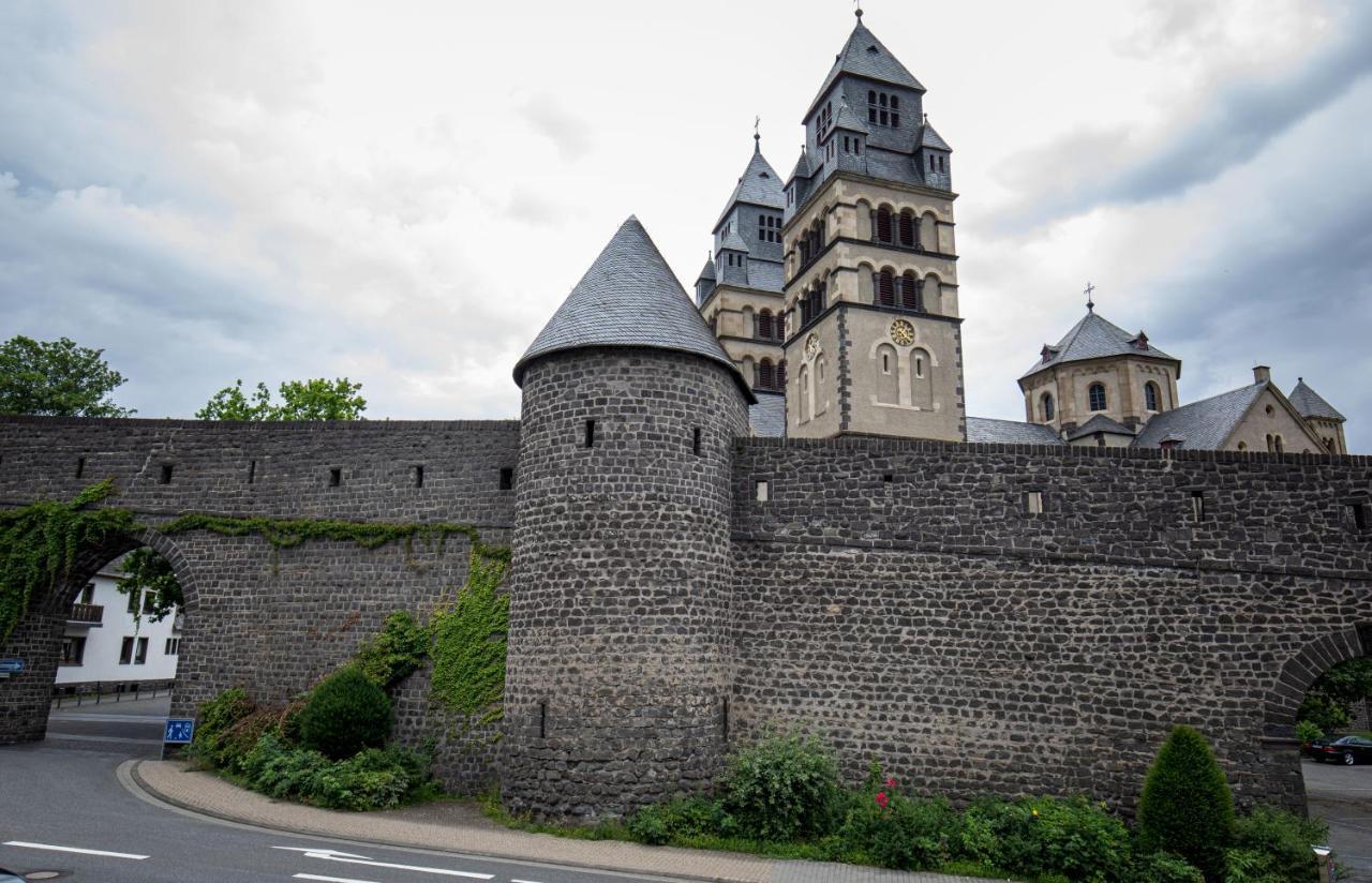 Hinter Burg, Haus Mit Garten Mayen Exterior foto